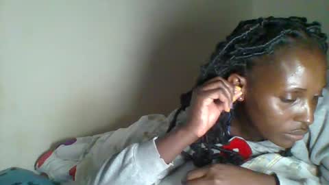 clara online show from 03-06-25, 10:41