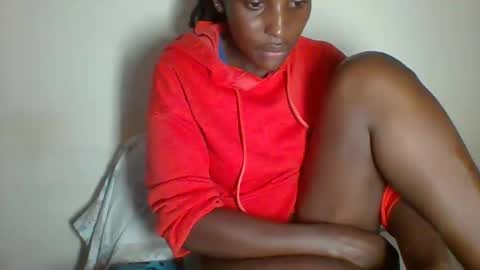 clara online show from 03-10-25, 11:10