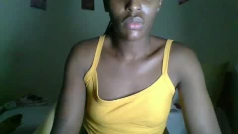 clara online show from 11-07-25, 11:21