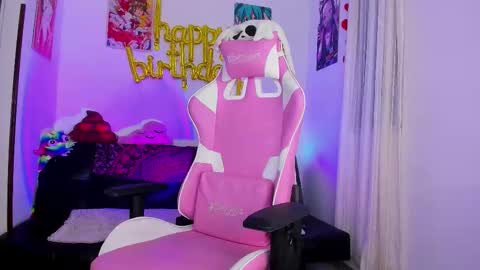  Chloe  online show from 09-16-25, 12:11