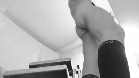 Snapshot of _craftsman chatting on 10-09-25, 08:01 _craftsman online show from 10-09-25, 08:01