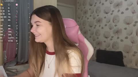 Snapshot of _cute_ice chatting on 12-04-24, 05:05 _cute_ice online show from 12-04-24, 05:05