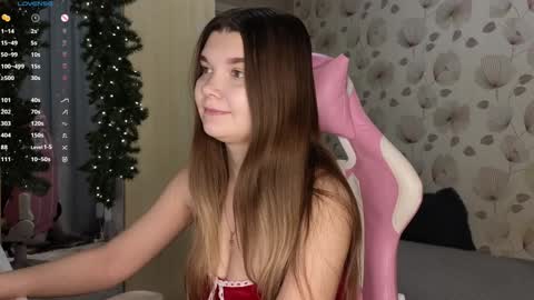 Snapshot of _cute_ice chatting on 12-28-24, 08:26 _cute_ice online show from 12-28-24, 08:26