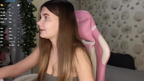 Snapshot of _cute_ice chatting on 01-11-25, 04:48 _cute_ice online show from 01-11-25, 04:48