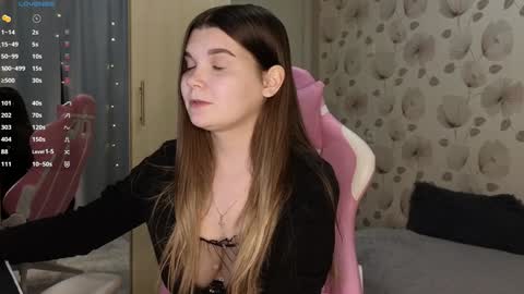 Snapshot of _cute_ice chatting on 01-22-25, 05:06 _cute_ice online show from 01-22-25, 05:06