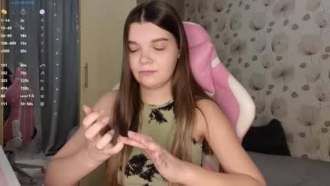 Snapshot of _cute_ice chatting on 02-19-25, 05:16 _cute_ice online show from 02-19-25, 05:16