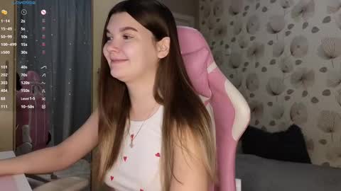 Snapshot of _cute_ice chatting on 02-23-25, 05:23 _cute_ice online show from 02-23-25, 05:23