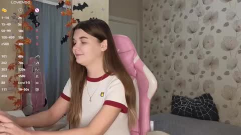 Snapshot of _cute_ice chatting on 10-26-25, 06:08 _cute_ice online show from 10-26-25, 06:08