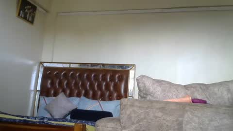 Snapshot of _daddyslittlemonster_ chatting on 12-10-24, 01:00 lily online show from 12-10-24, 01:00