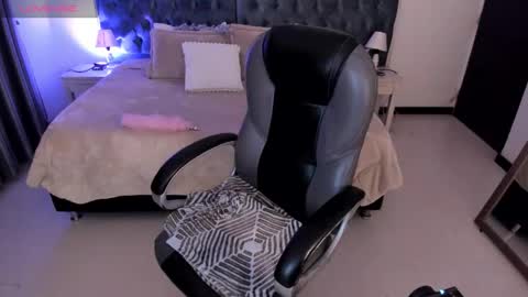 Dani online show from 09-24-25, 03:32