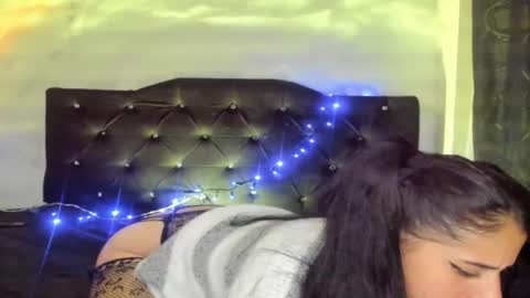 Snapshot of _darkcandy chatting on 02-12-26, 06:52 MIA online show from 02-12-26, 06:52