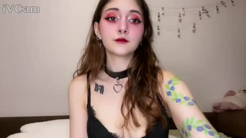 Kate online show from 12-04-24, 12:14