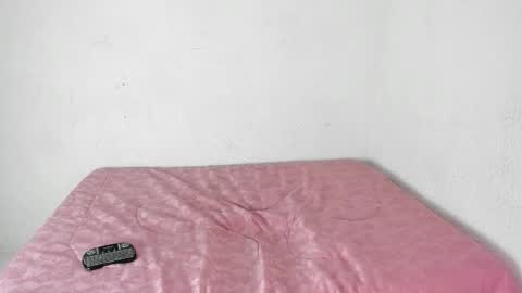 Snapshot of _diamond_soul_ chatting on 10-17-25, 02:37 Danielle  online show from 10-17-25, 02:37