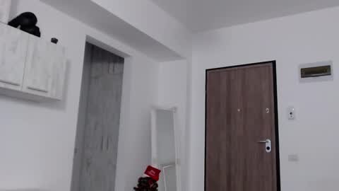 Dylan online show from 12-28-24, 12:03