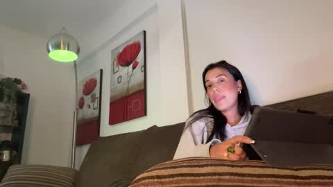  elena barra online show from 10-25-25, 02:56
