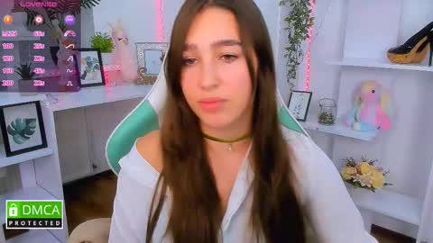 Lizzy  online show from 10-25-25, 10:15