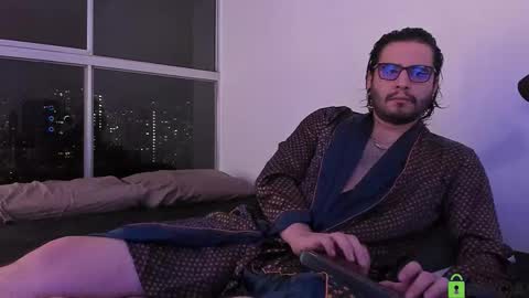  -         online show from 02-08-26, 02:04