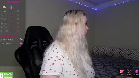 chloue and Gretta online show from 01-15-25, 09:24