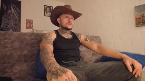 Emilio online show from 11-21-25, 09:19