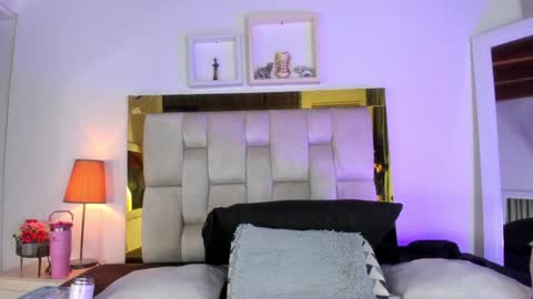 Isabella online show from 01-03-25, 12:08