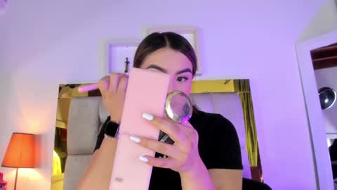 Isabella online show from 02-08-25, 12:06