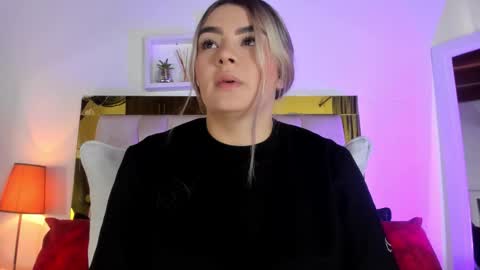 Isabella online show from 09-15-25, 12:05