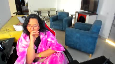 Emma online show from 01-28-25, 08:47