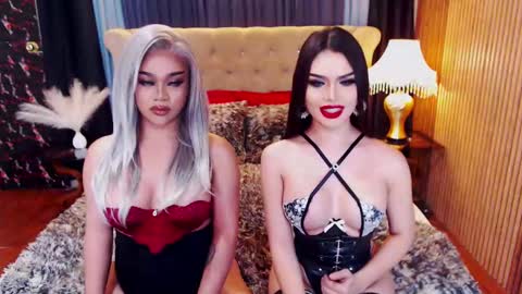 _empressvalerie_ online show from 02-10-25, 09:25