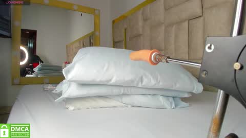 _eris_rose online show from 12-17-25, 08:04