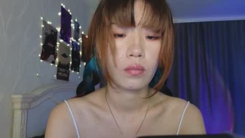 Snapshot of _eve____ chatting on 09-24-25, 07:55 EveEva online show from 09-24-25, 07:55