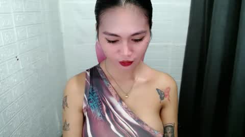 STEFFANNY WELL. online show from 11-29-25, 11:30