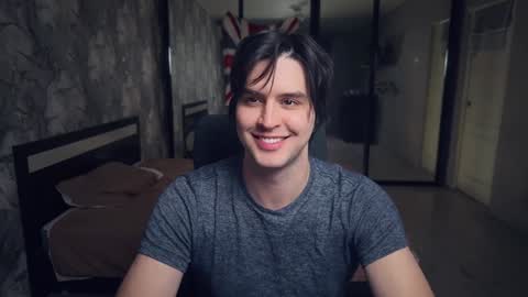 Snapshot of _fatrabbit chatting on 12-22-24, 02:06 Keanu online show from 12-22-24, 02:06