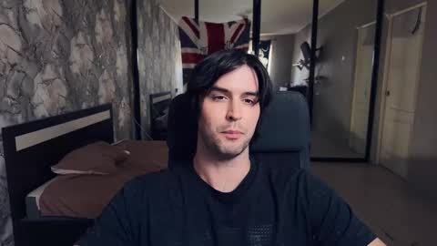 Snapshot of _fatrabbit chatting on 10-03-25, 01:08 Keanu online show from 10-03-25, 01:08