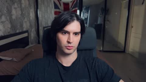 Snapshot of _fatrabbit chatting on 10-10-25, 01:21 Keanu online show from 10-10-25, 01:21