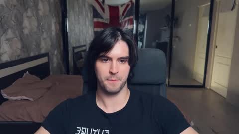 Snapshot of _fatrabbit chatting on 10-16-25, 02:18 Keanu online show from 10-16-25, 02:18