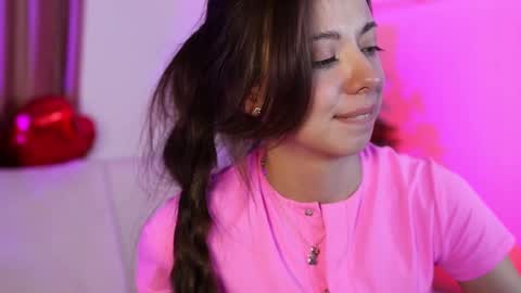 Snapshot of _fluffybunny_ chatting on 02-09-25, 02:50 Goldy Grace online show from 02-09-25, 02:50