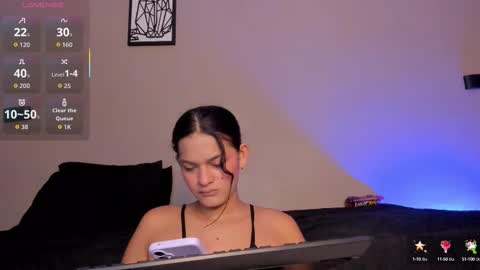 Frida online show from 09-17-25, 01:02