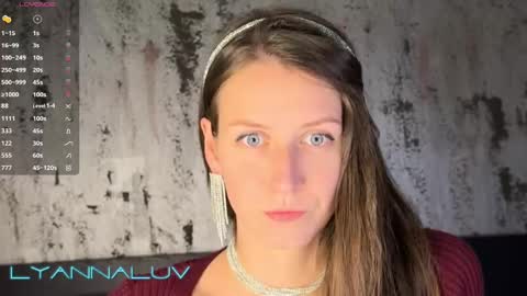 Lyanna and Derek online show from 02-11-25, 04:11