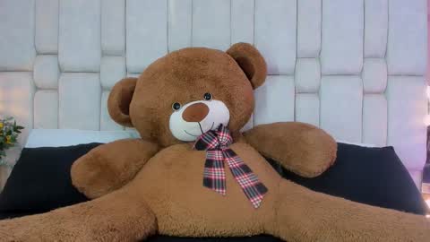 Gigi online show from 10-07-25, 12:02