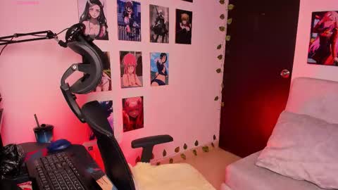 LEEP  online show from 10-14-25, 01:17