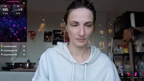 Snapshot of _goddessaurora chatting on 11-21-25, 08:13 Goddess Aurora online show from 11-21-25, 08:13