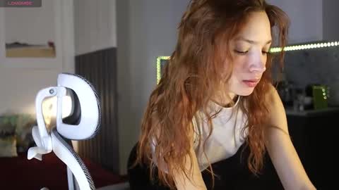 Katarina online show from 10-22-25, 02:17