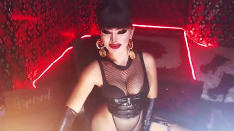 Snapshot of _hailyourqueenx chatting on 01-06-25, 05:59 GoDDess  Chloe online show from 01-06-25, 05:59