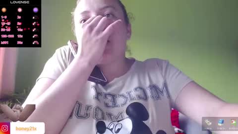 Snapshot of _honey1_ chatting on 02-03-26, 06:57 Honey online show from 02-03-26, 06:57