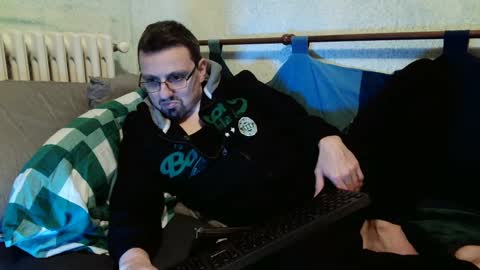 Snapshot of _horny___boy_ chatting on 02-04-25, 04:08 Manuel online show from 02-04-25, 04:08