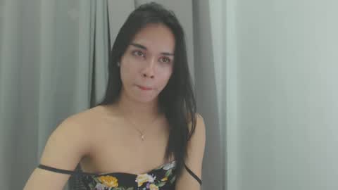 Snapshot of _imwithyou69_ chatting on 03-05-25, 01:10 yanie online show from 03-05-25, 01:10