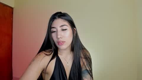 Isabella online show from 11-25-25, 11:16