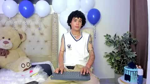 Jay online show from 02-10-25, 01:46