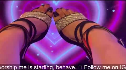  ...  online show from 10-10-25, 07:02