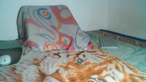 _jhon_snow_ online show from 11-30-25, 02:04